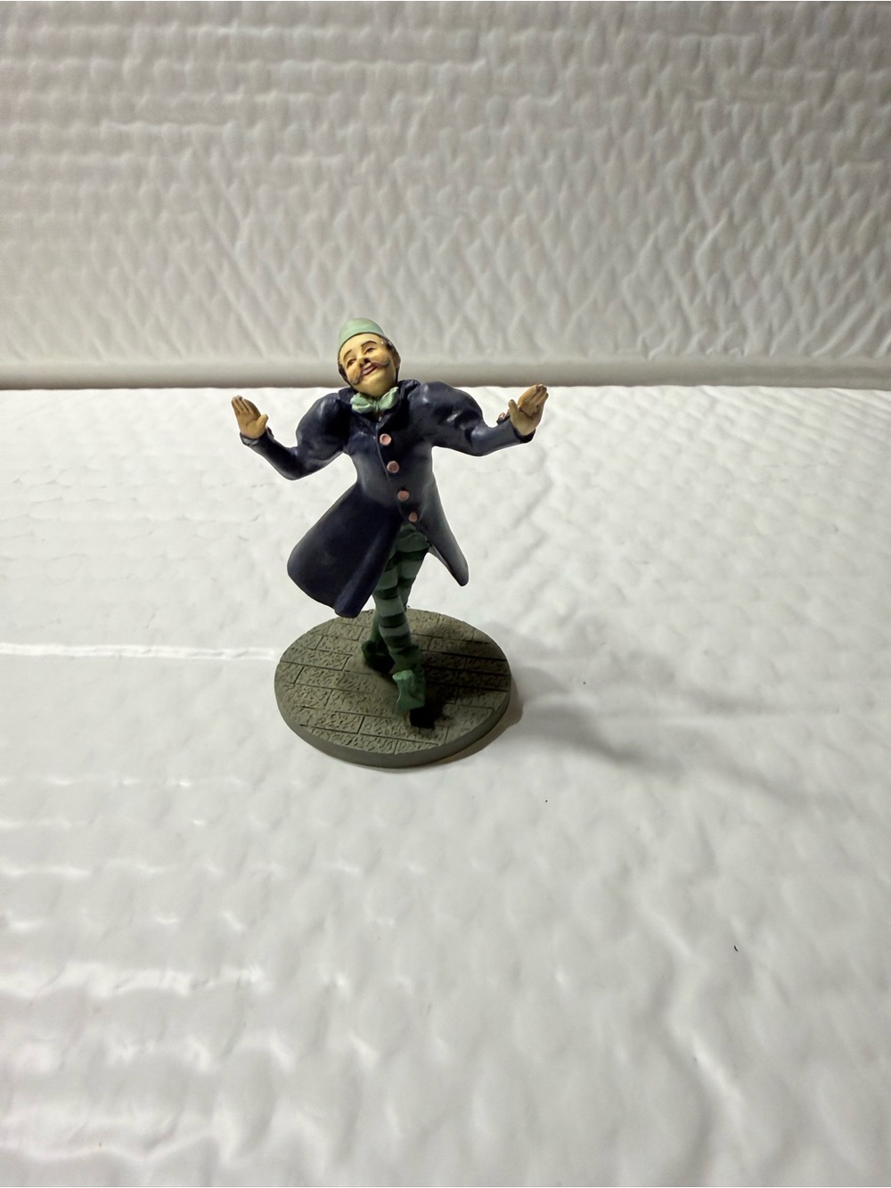 The wizard of Oz the munchkin man movie figurine